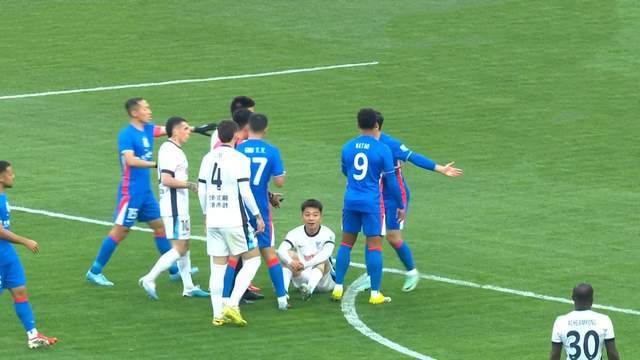 柠檬直播-小温没随队出征,斯坦丘受武汉球迷欢迎 绍尔出战 大连难带走三分